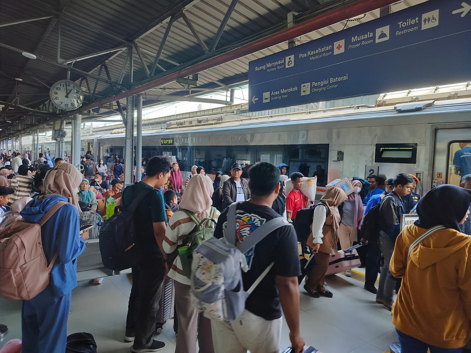 KAI Group Catat Rekor 10,6 Juta Penumpang Selama Mudik Lebaran 2025
