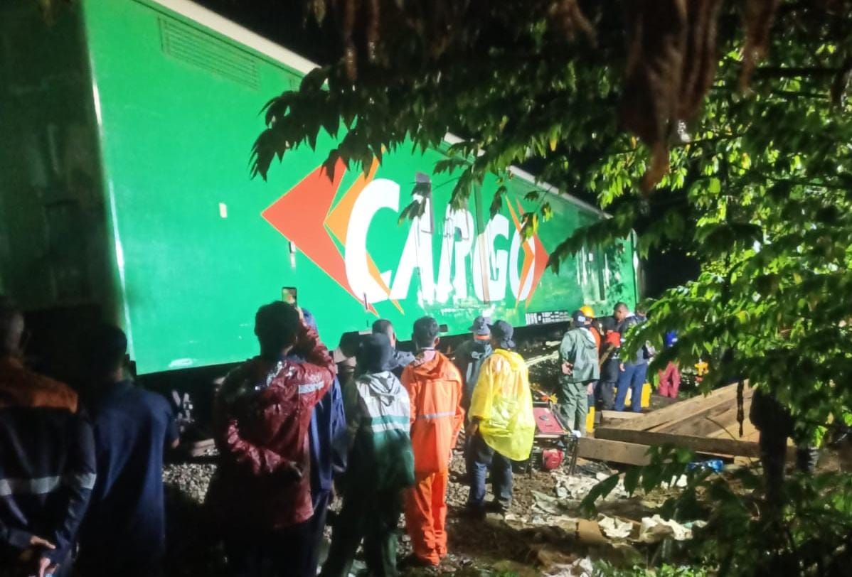 Jalur Kereta di Daop 2 dan Daop 4 Kembali Normal, KAI Pastikan Perjalanan Lancar