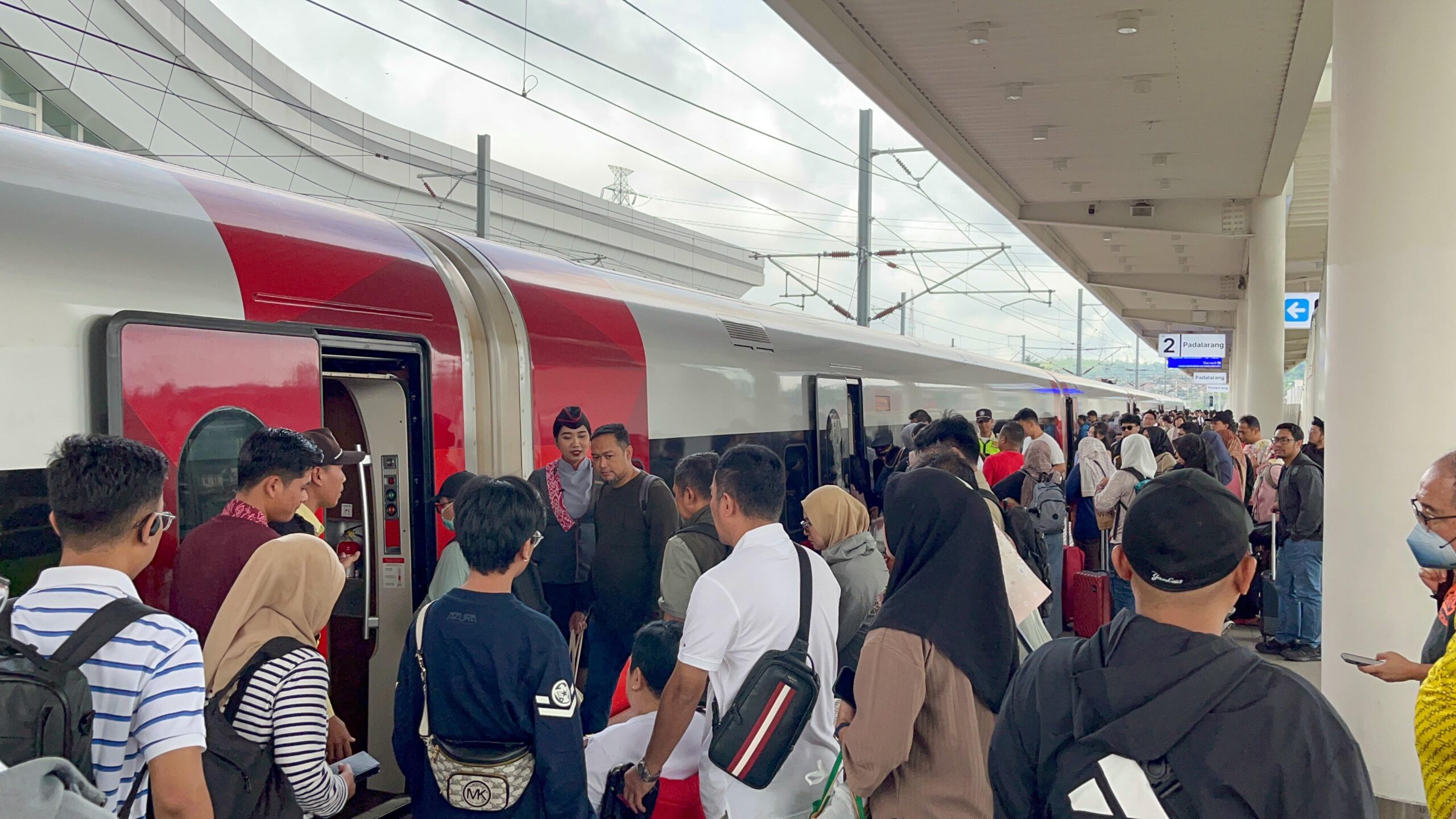 KAI Group Layani 21,7 Juta Pelanggan Selama Angkutan Lebaran 2025