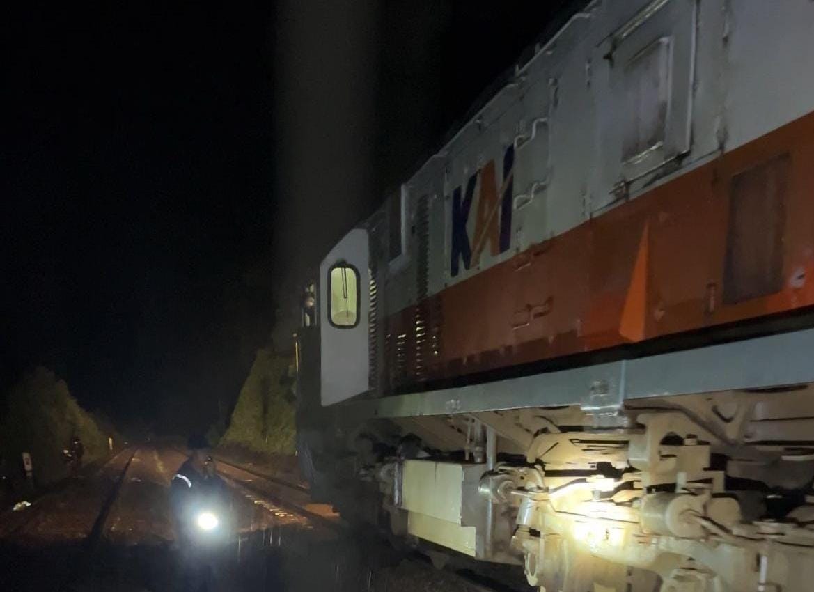 Jalur Kereta Sudah Normal, KAI Sampaikan Apresiasi kepada Pelanggan