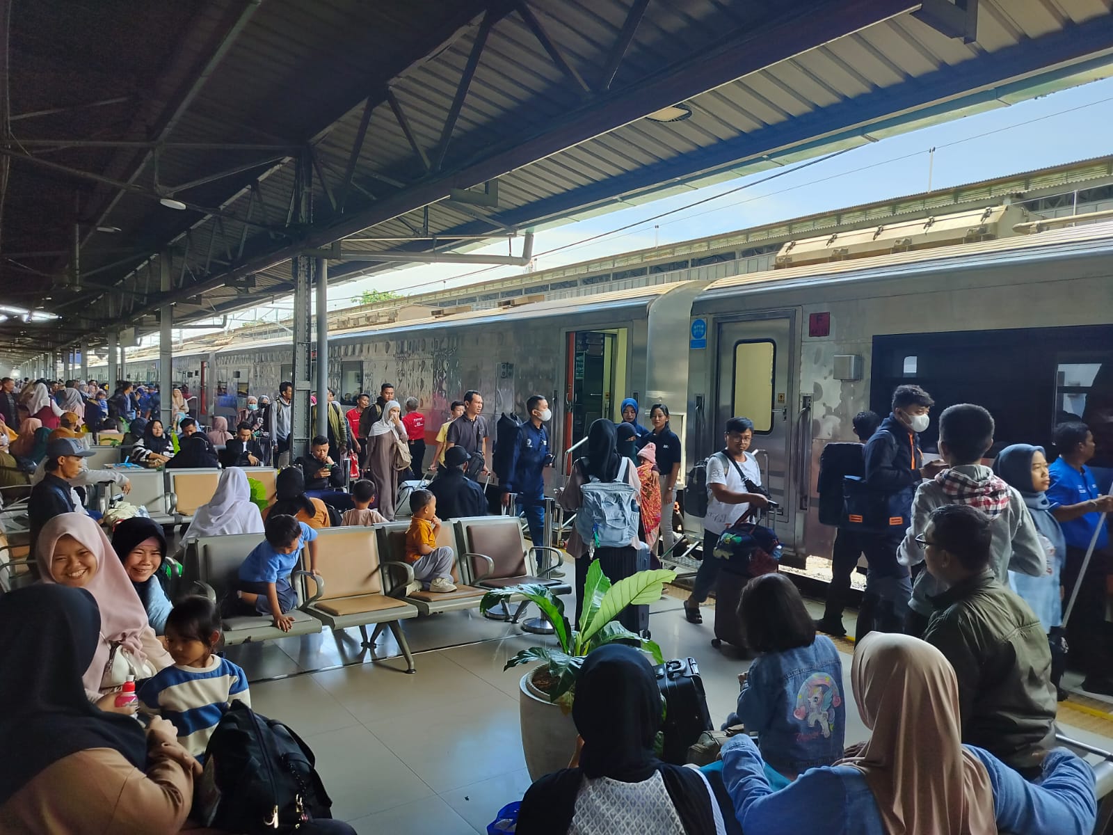 Kapasitas Kereta Api Meningkat Tajam Pasca Lebaran