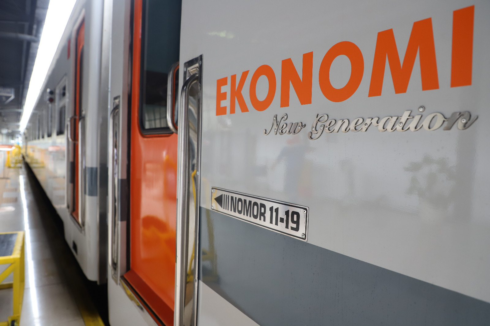 Kereta Ekonomi Jadi Solusi Utama Masyarakat Hindari Kemacetan Saat Mudik