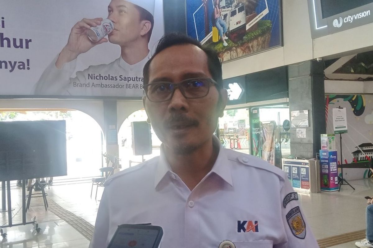 Tiket Kereta Api Bandung Ludes KAI Siapkan Pilihan Tambahan untuk Mudik
