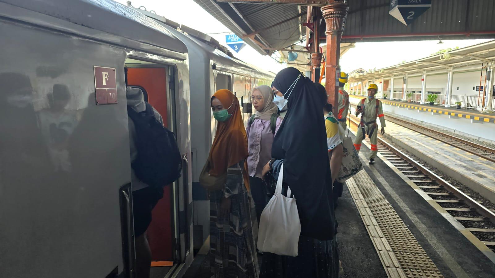 Libur Panjang Waisak, KAI Daop 5 Tambah 4 Keberangkatan Kereta Tiap Hari dari Kutoarjo