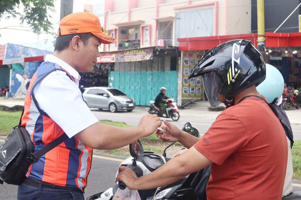 KAI Divre II Sumbar Terus Galakkan Sosialisasi Keselamatan di Perlintasan Sebidang