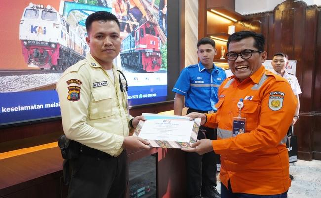 KAI Bandara Cabang Medan Apresiasi Tindakan Sigap Personel Jaga Operasional