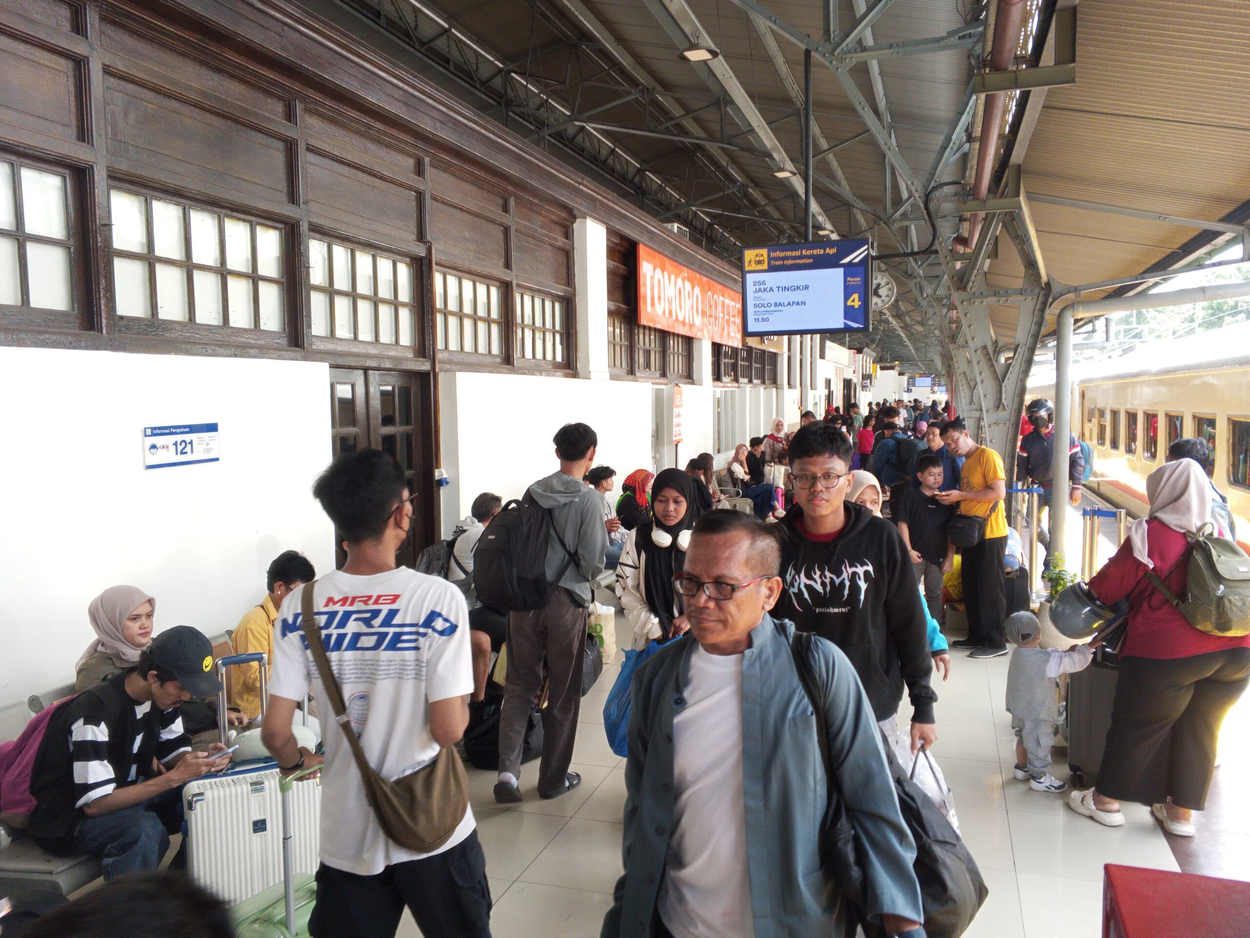 KAI Group Raih Puncak Pelayanan saat Libur Waisak, Layani Lebih dari 6,6 Juta Penumpang